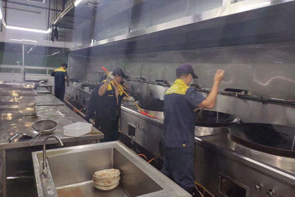深圳龍華醫(yī)院食堂油煙機清洗公司為你護航(圖1)